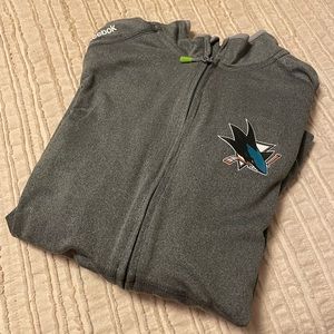 Mens Reebok NHL San Jose Sharks zip-up lightweight jacket.